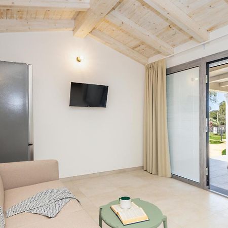 Residence Villa Giulia أرباتاكْسْ المظهر الخارجي الصورة